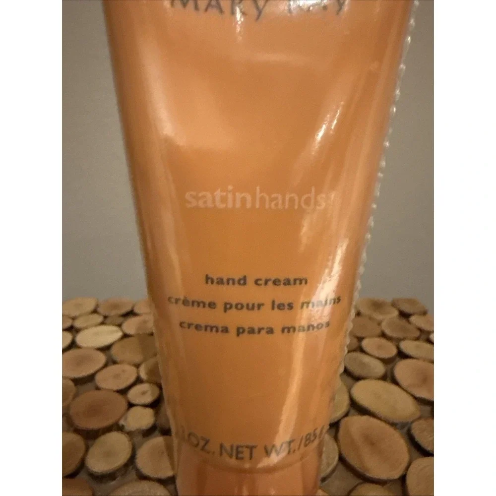 Mary Kay Satin Hands Hand Cream 3 oz Old‎ Stock Sealed